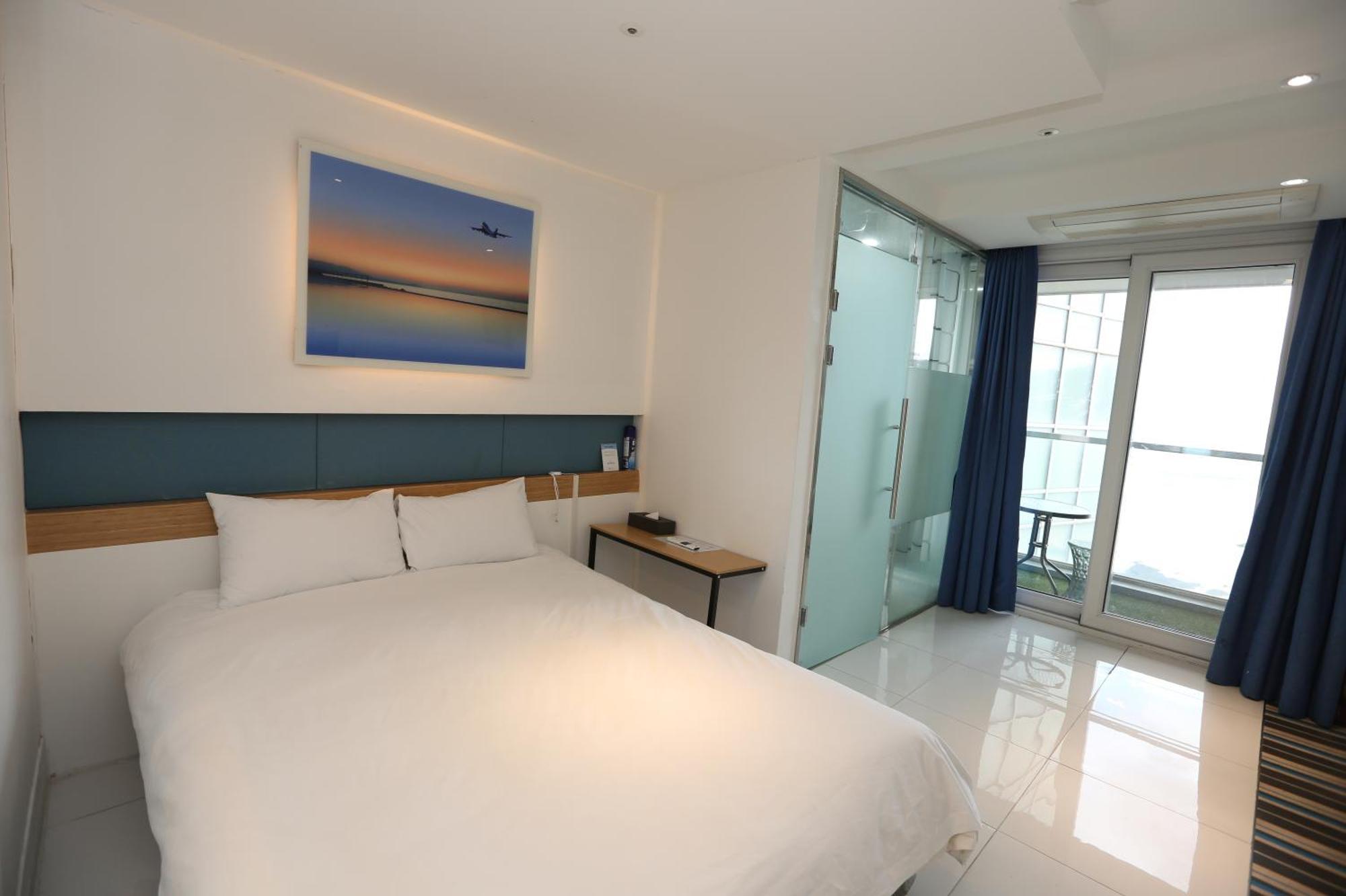 Hamdeok Beach Stay เมืองเชจู ภายนอก รูปภาพ