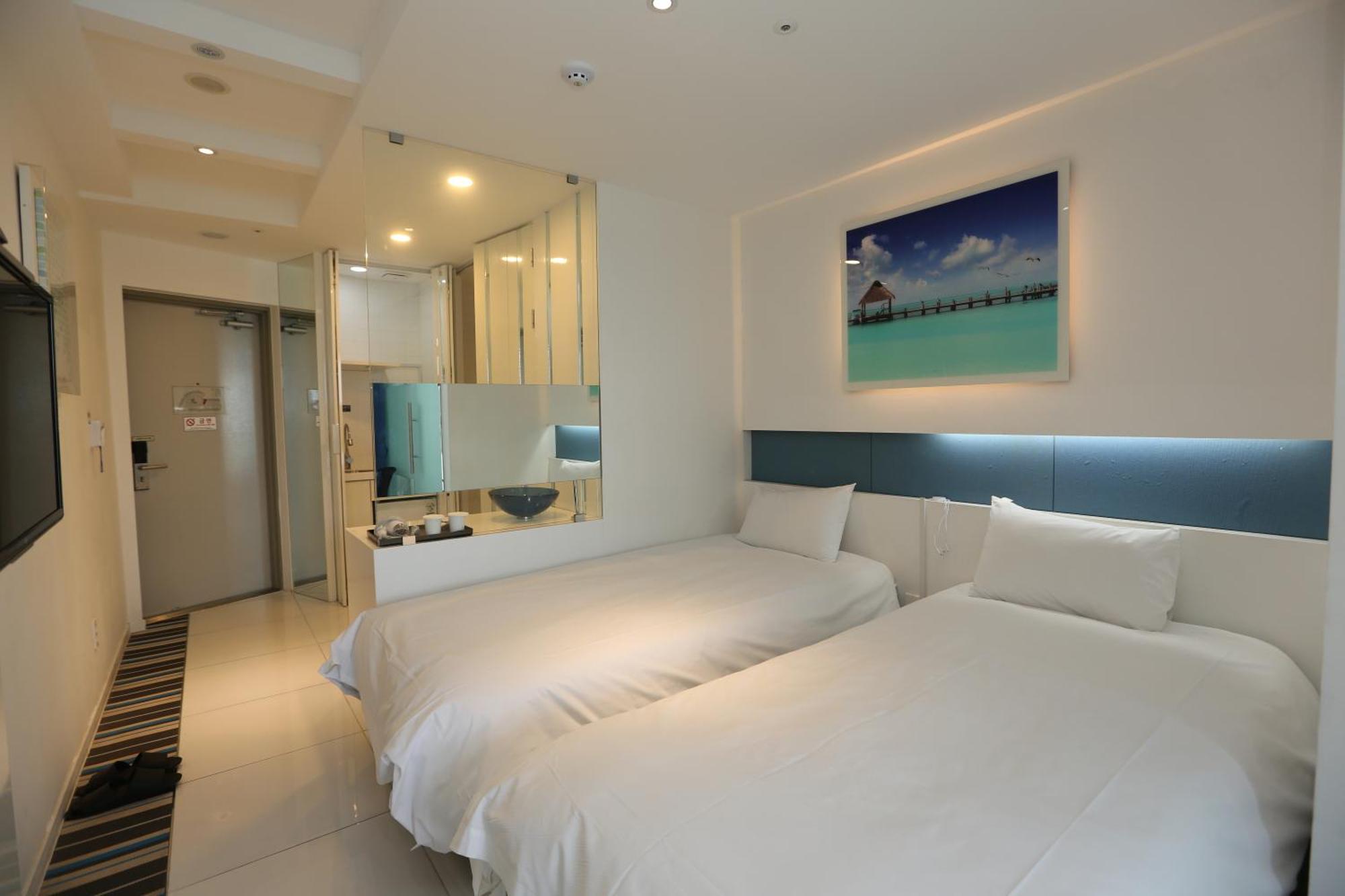 Hamdeok Beach Stay เมืองเชจู ภายนอก รูปภาพ